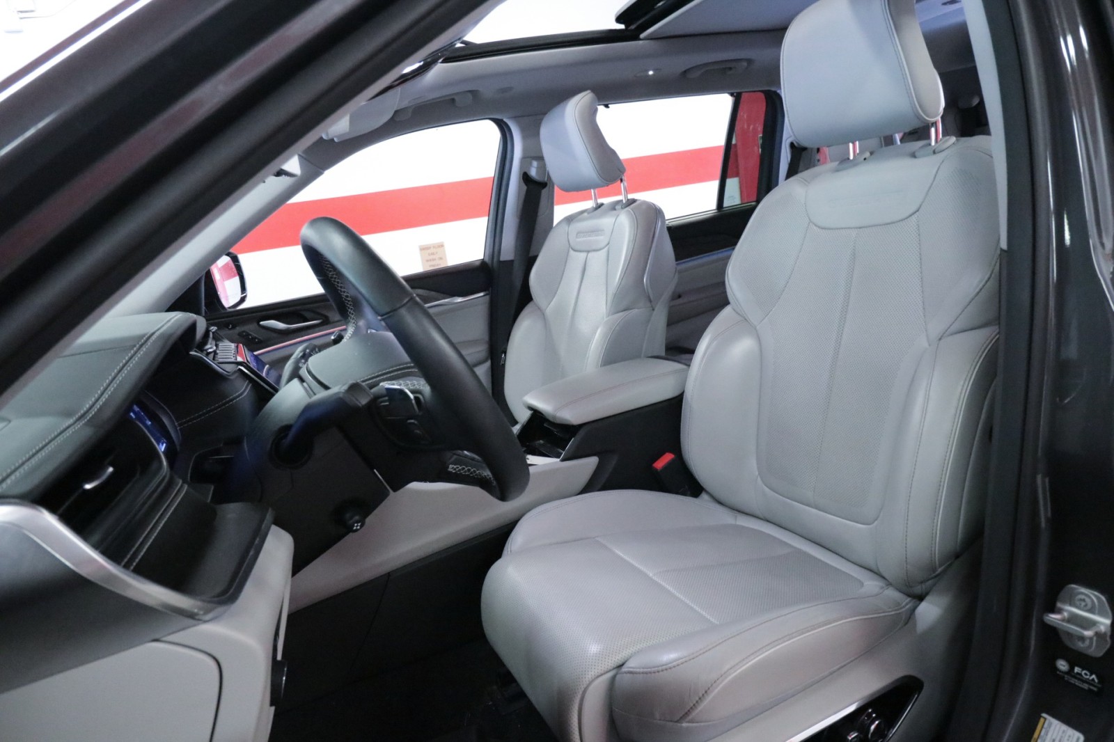 Used Car 2021 Jeep Grand Cherokee L  Overland For Sale In Austin, Texas