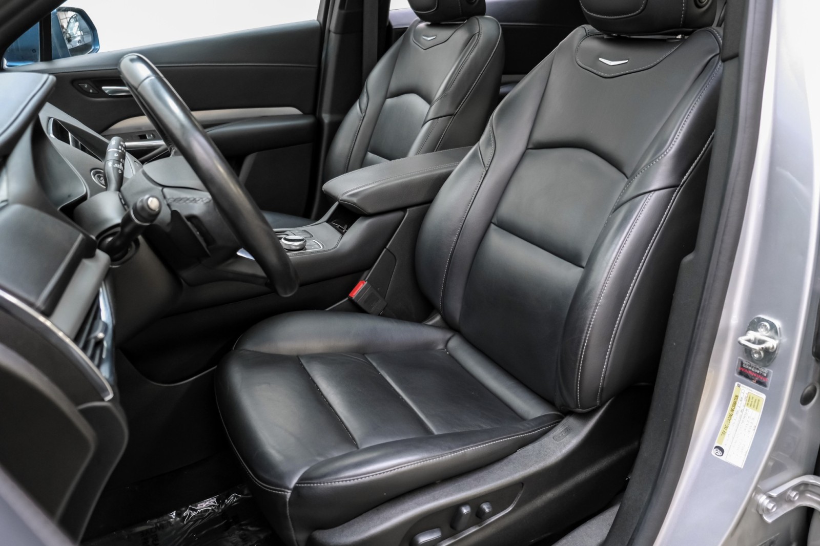2020 Cadillac XT4 AWD Premium Luxury PanoRoof Navigation DrvrAwarene 14