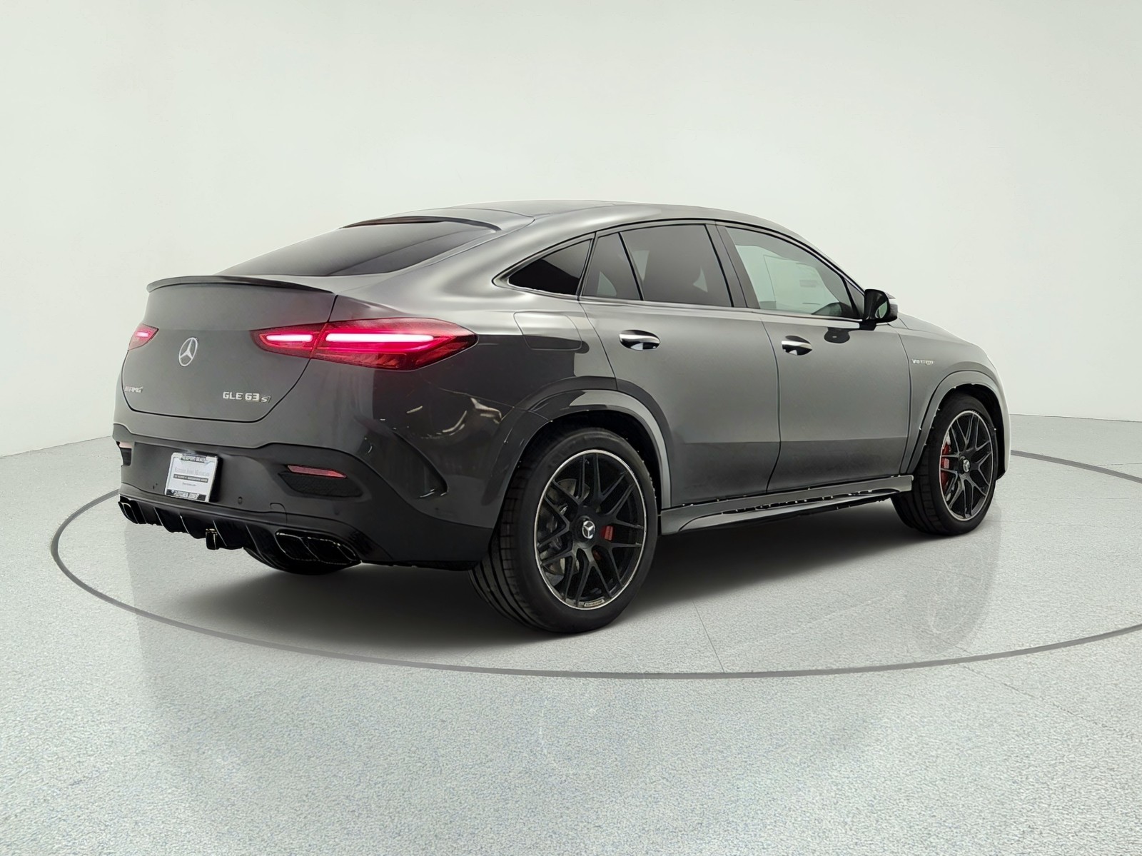 New 2026 MANUFAKTUR Silicon Grey Mercedes-Benz AMG® GLE 63 S 4MATIC+ Coupe image 5