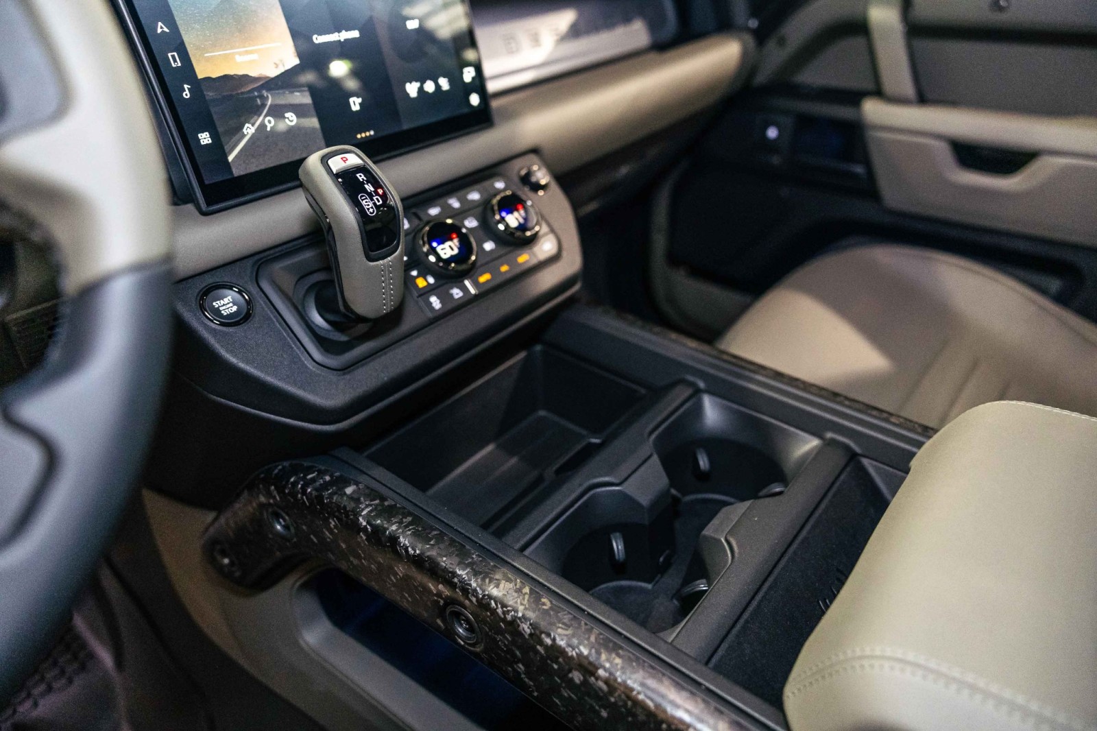 Used Car 2025 Land Rover Defender  Octa Edition One For Sale Under $180,000 In Boerne, Texas