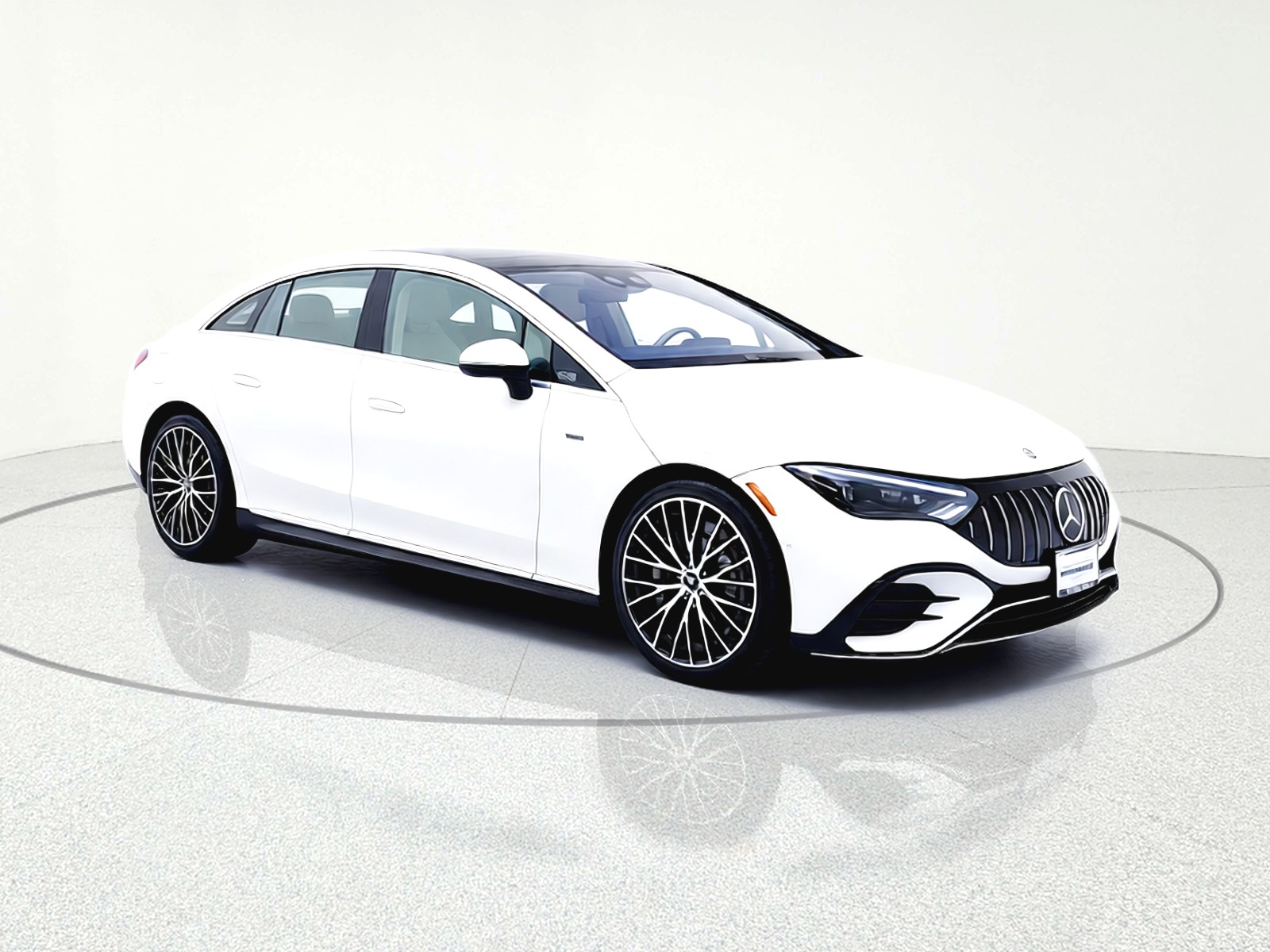 Used 2023 MANUFAKTUR Moonlight White Metallic Mercedes-Benz AMG® EQE 4MATIC+ Sedan image 8