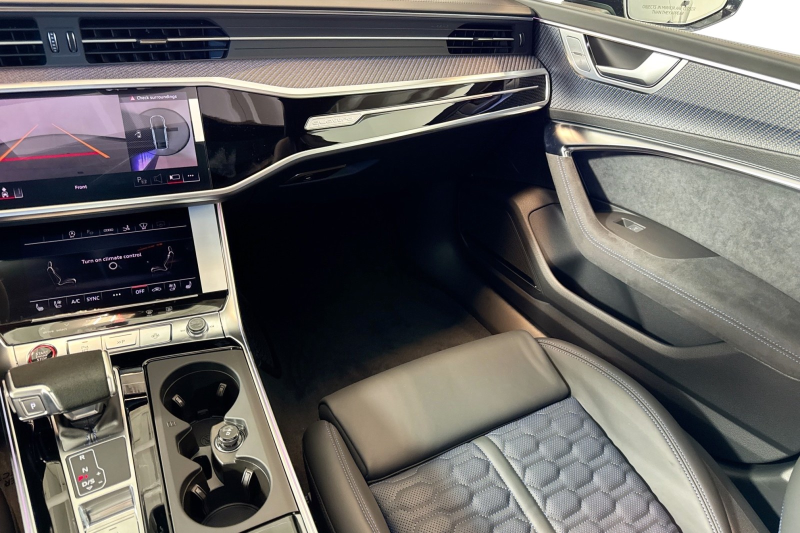 New 2025 Sebring Black Crystal Effect Audi performance 4.0 TFSI quattro image 21