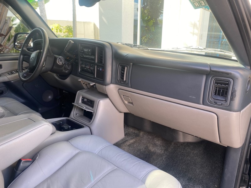 2001 Chevrolet Suburban LT Z71 1 FL 4WD 44 SERVICES NO ACCIDENTS in ,