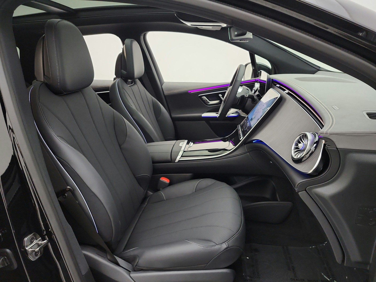 New 2027 Black Mercedes-Benz EQE 320+ SUV image 13