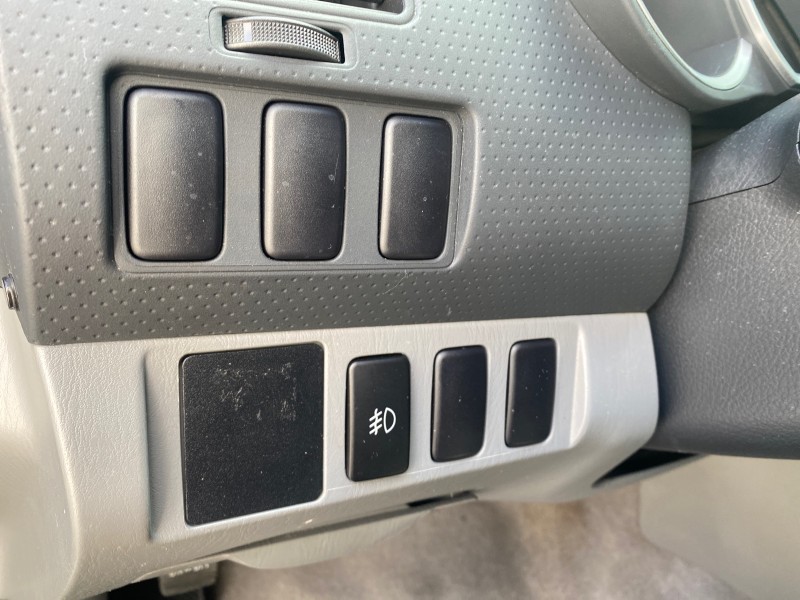 2007 Toyota Tacoma 4 DR CAMPER TOP LOW MILES 52,954 in , 