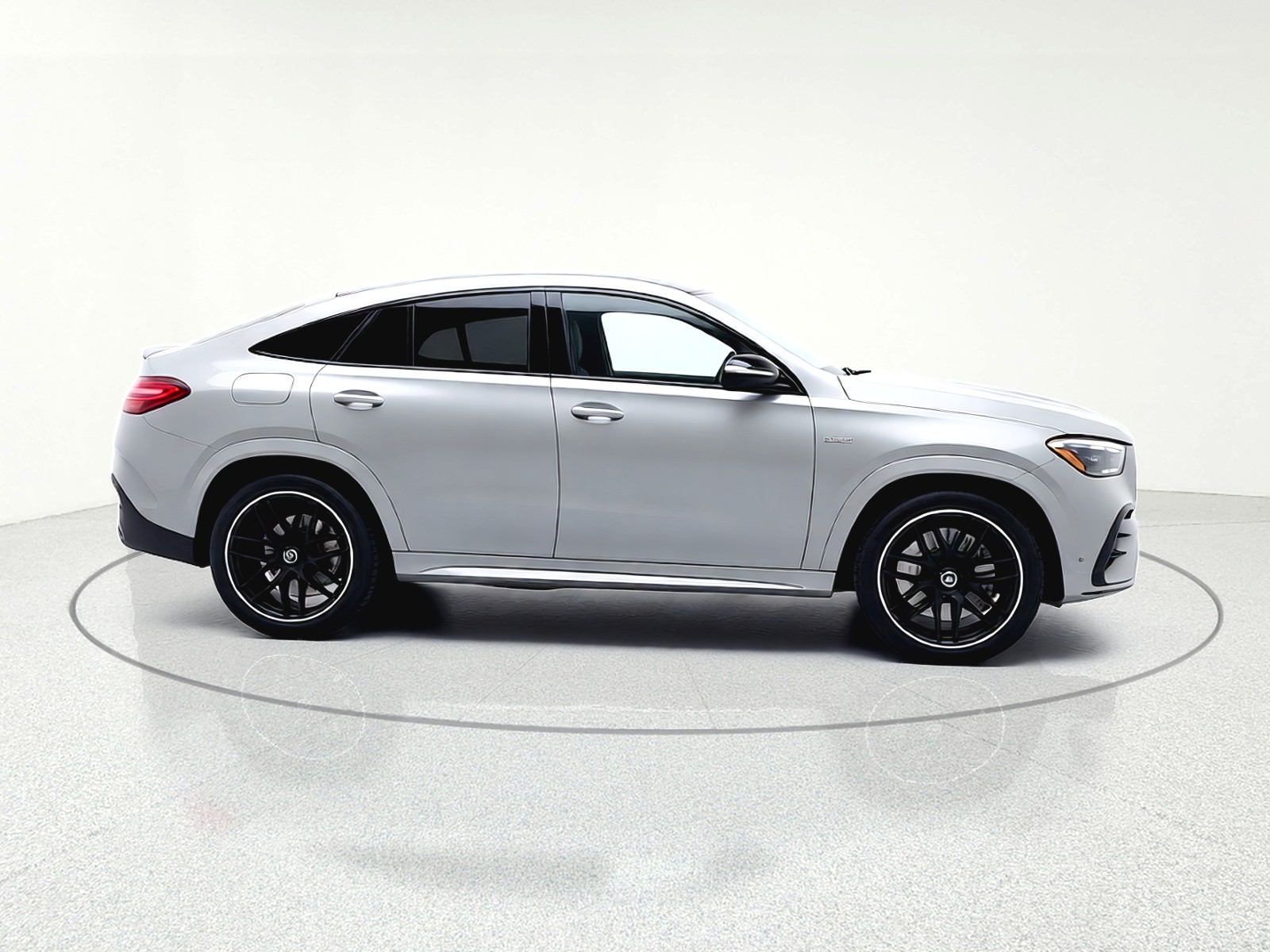 New 2026 MANUFAKTUR Alpine Grey Mercedes-Benz AMG® GLE 53 image 11