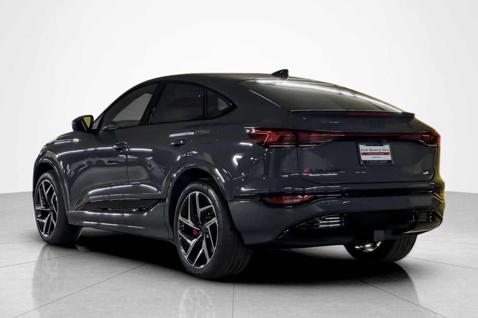 New 2027 Magnet Gray Audi Prestige quattro image 4
