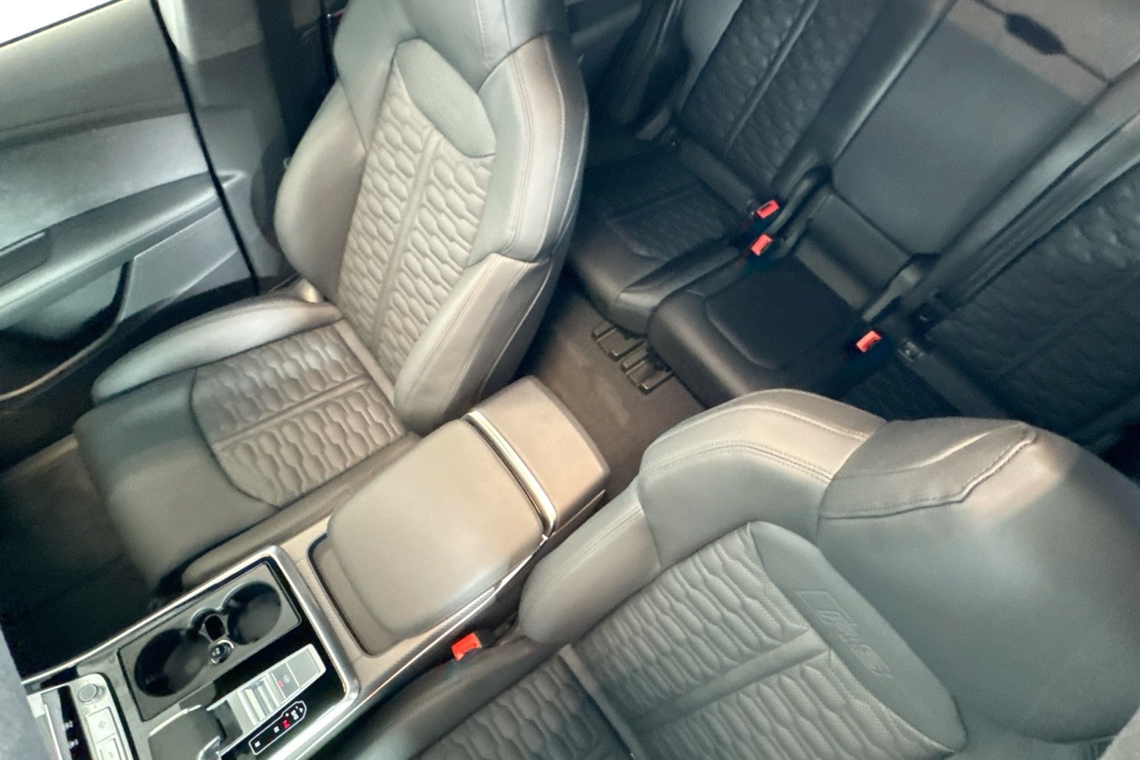 New 2026 Daytona Gray Pearl Effect Audi performance quattro image 18