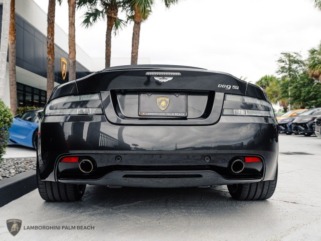 Aston Martin DB9