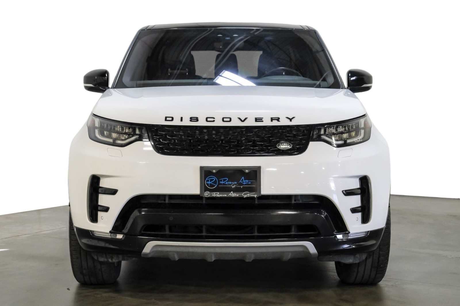 2020 Land Rover Discovery Landmark Edition V6 Supercharged 3rdRowSeat 2