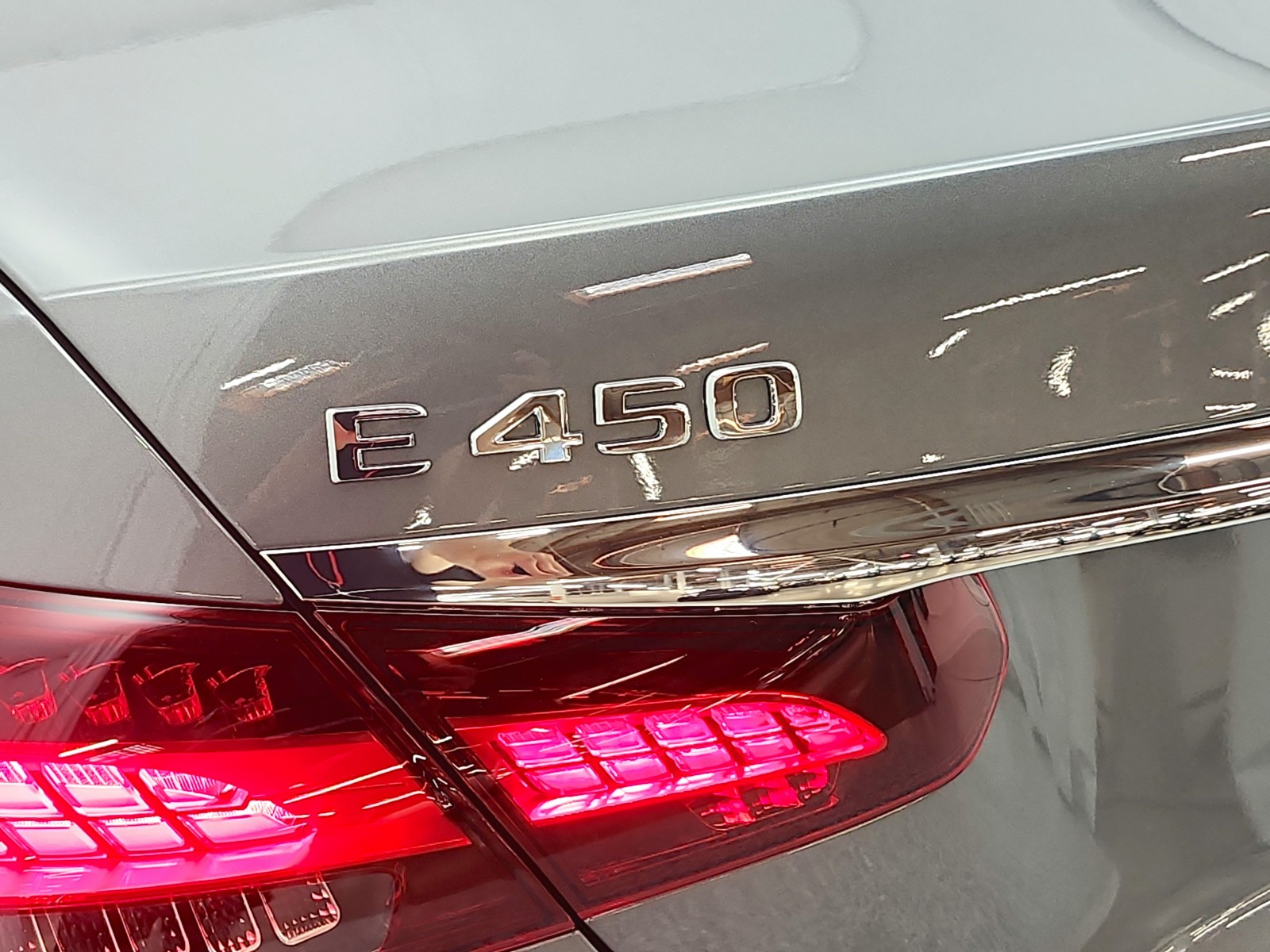 Used 2022 Selenite Grey Metallic Mercedes-Benz E 450 4MATIC® Sedan image 24