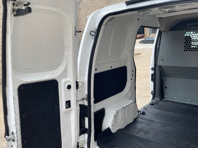 2018 Nissan NV200 Compact Cargo S 19