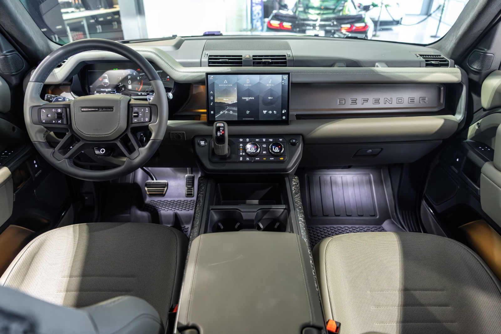 Used Car 2025 Land Rover Defender  Octa Edition One For Sale Under $160,000 In Boerne, Texas
