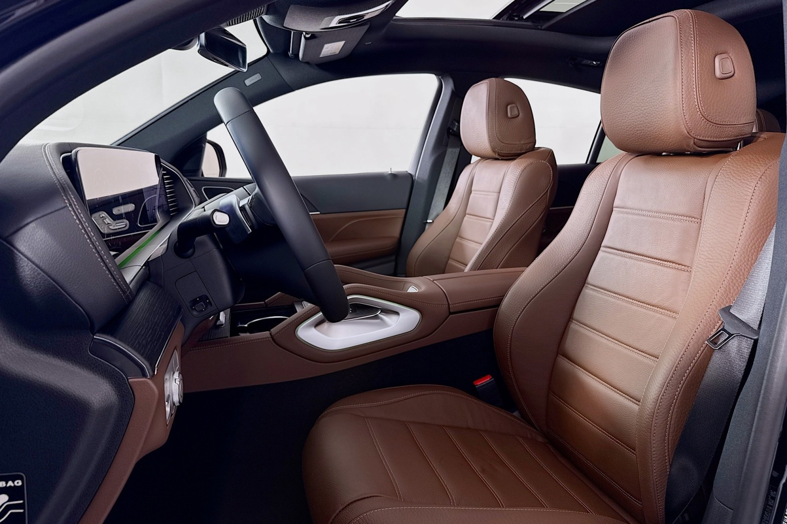 New 2026 Obsidian Black Metallic Mercedes-Benz GLE 450 4MATIC® Coupe image 16