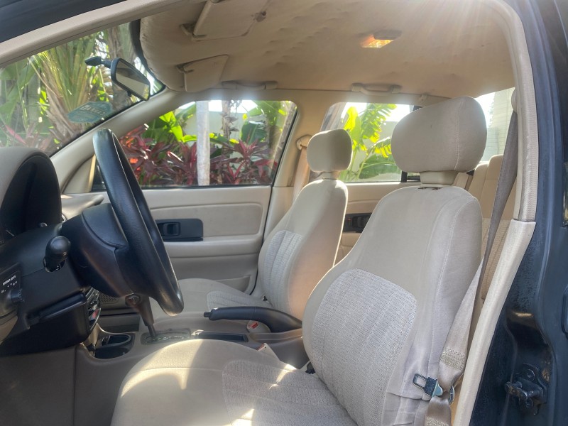 1995 Saturn SL LOW MILES 70,805 in ,