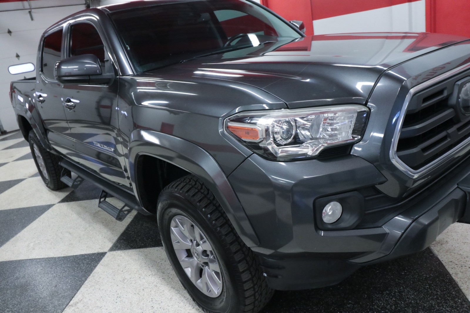 Used Car 2018 Toyota Tacoma  Sr5 For Sale Under $30,000 In Austin, Texas