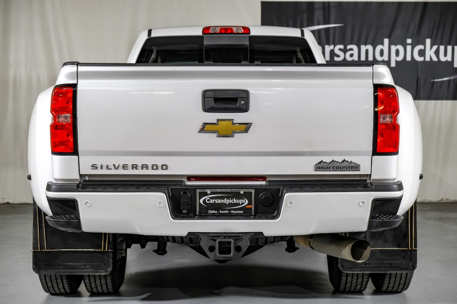 2018 Chevrolet Silverado 3500HD High Country 9