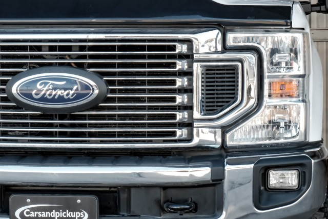 2020 Ford F-350 LARIAT 44