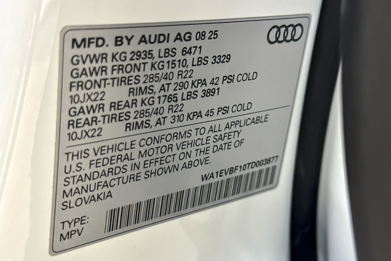 Used 2026 Glacier White Metallic Audi Premium Plus quattro *Ltd Avail* image 27