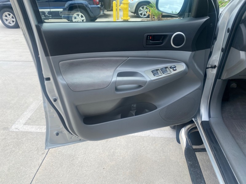 2006 Toyota Tacoma 1 OWNER 4WD CREW CAB in , 