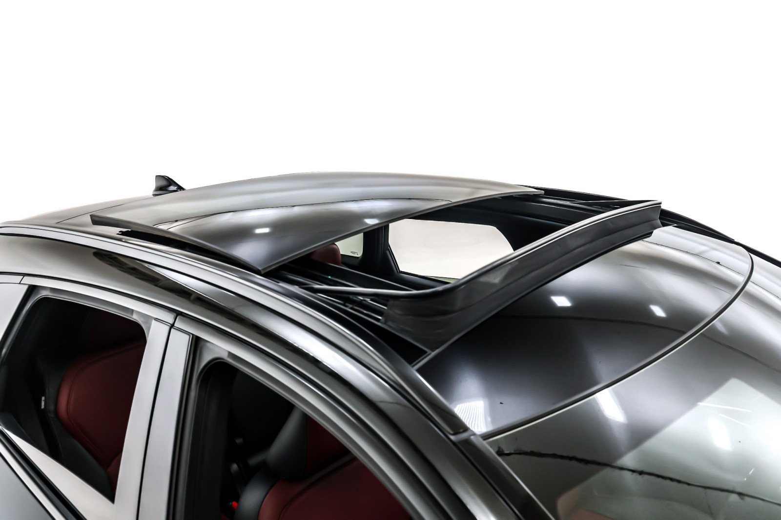 Used 2023 Black Obsidian INFINITI SPORT FWD image 23