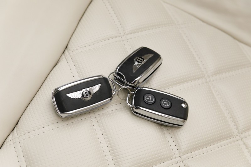 2010 Bentley Azure T 1 of 80 T in , 