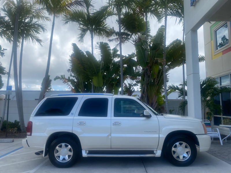 2002 Cadillac Escalade LOW  MILES 67,881 1 OWNER in , 
