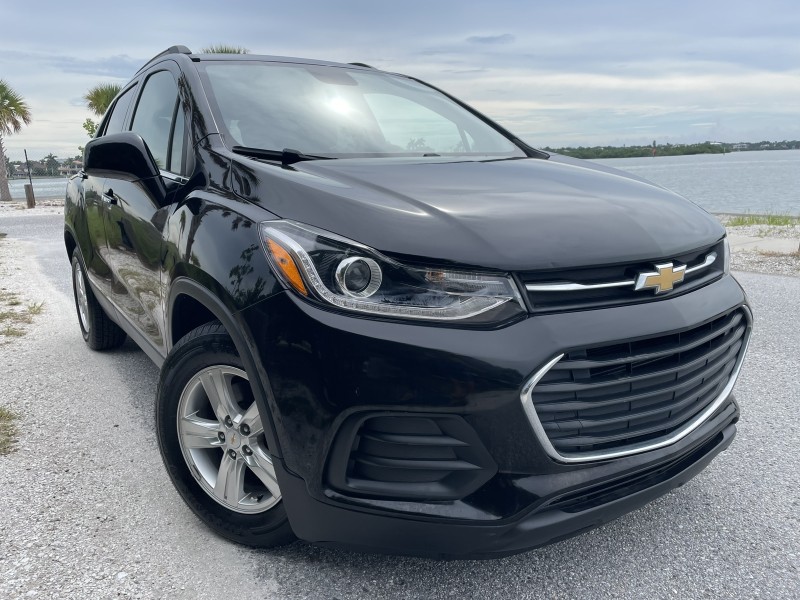 Mosaic Black Metallic 2019 Chevrolet Trax SUV / Crossover Front-Wheel Drive Automatic