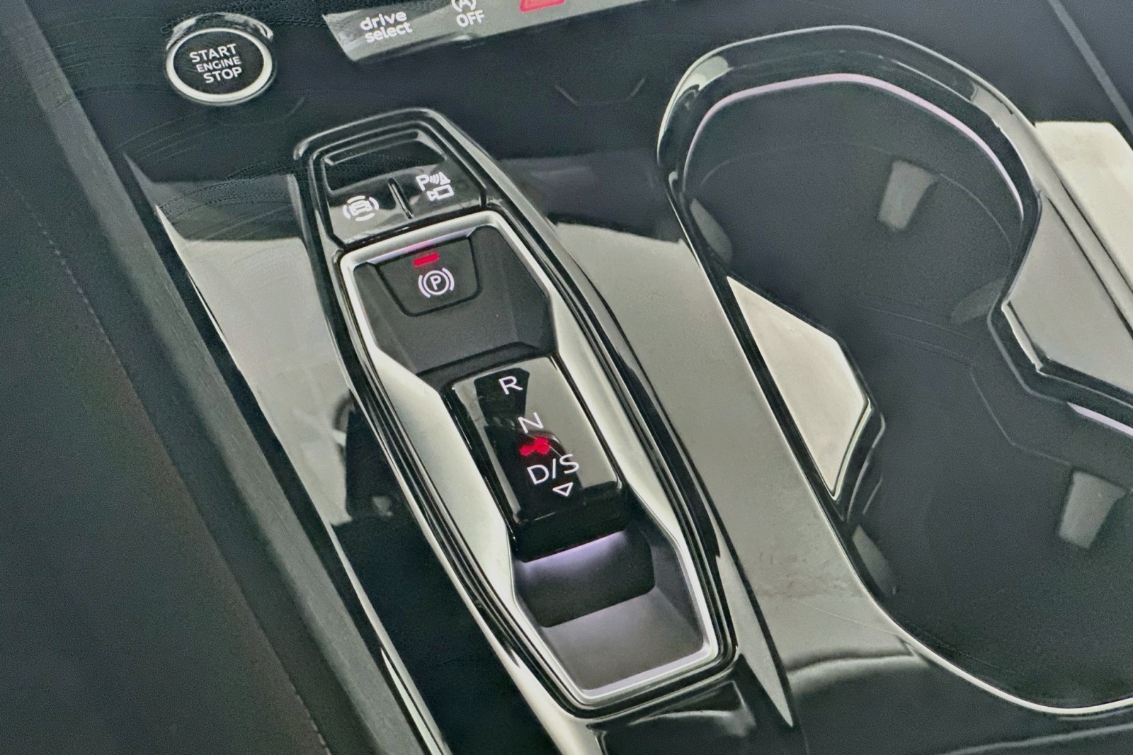 New 2026 Mythos Black Metallic Audi Premium image 5