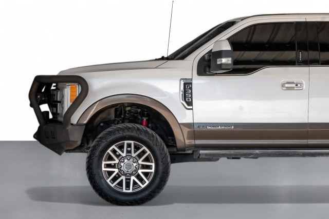 2017 Ford F-350 SRW King Ranch 12