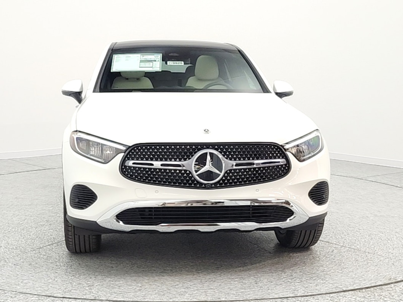 New 2026 Polar White Mercedes-Benz GLC 300 image 2