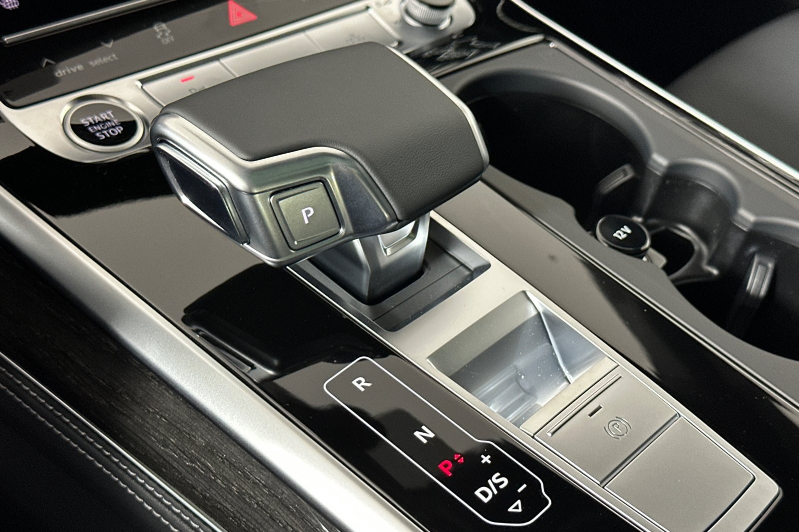 New 2026 Daytona Gray Pearl Effect Audi Premium Plus quattro image 21