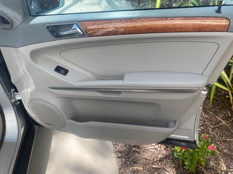 2008 Mercedes-Benz M-Class 3.5L 1 OWNER LOW MILES 48,493 in , 