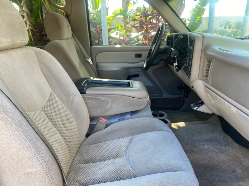 2003 Chevrolet Suburban LT 1 OWNER NO ACCIDENTS in ,