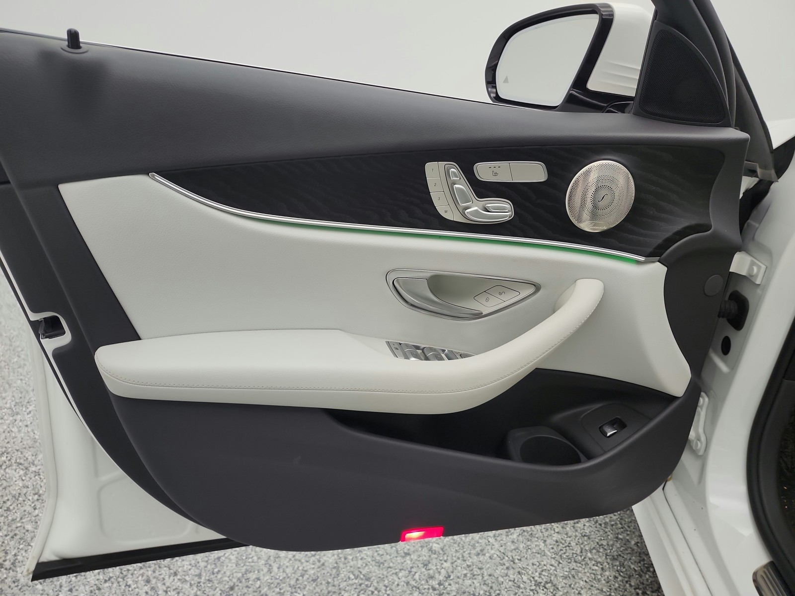 Certified Used 2022 Polar White Mercedes-Benz E 350 RWD Sedan image 29