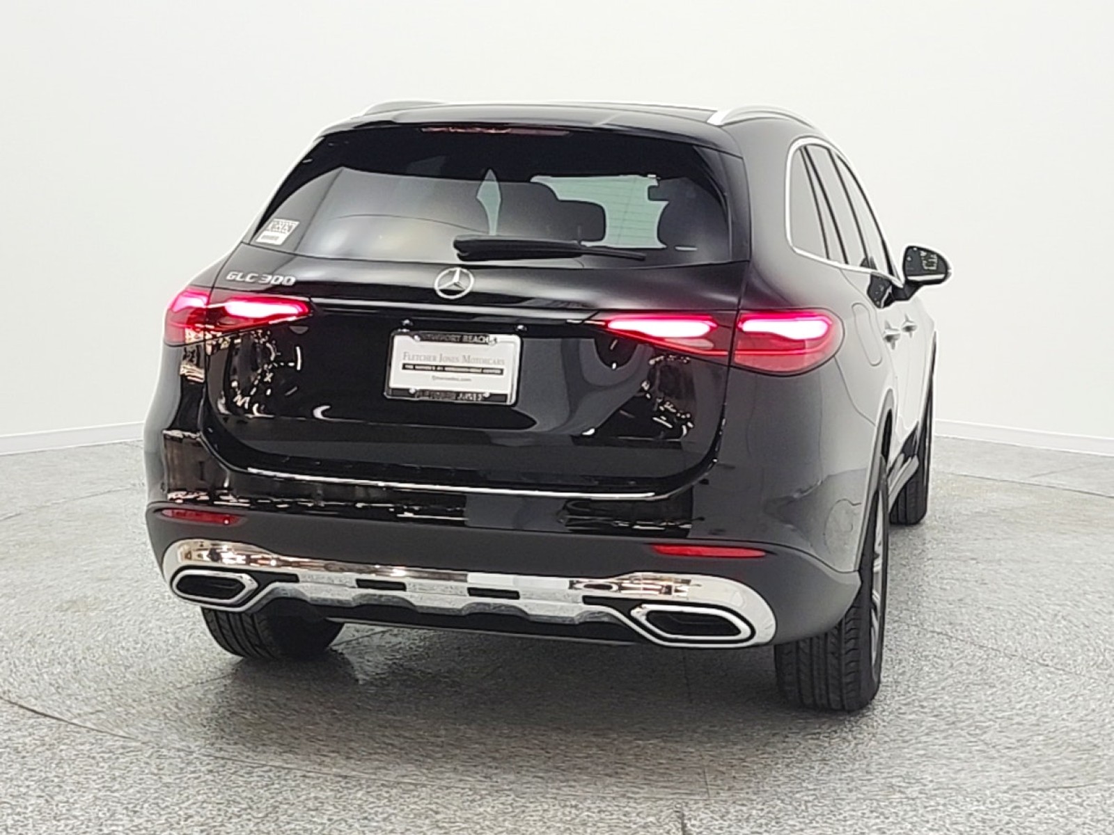 New 2026 Black Mercedes-Benz GLC 300 image 6