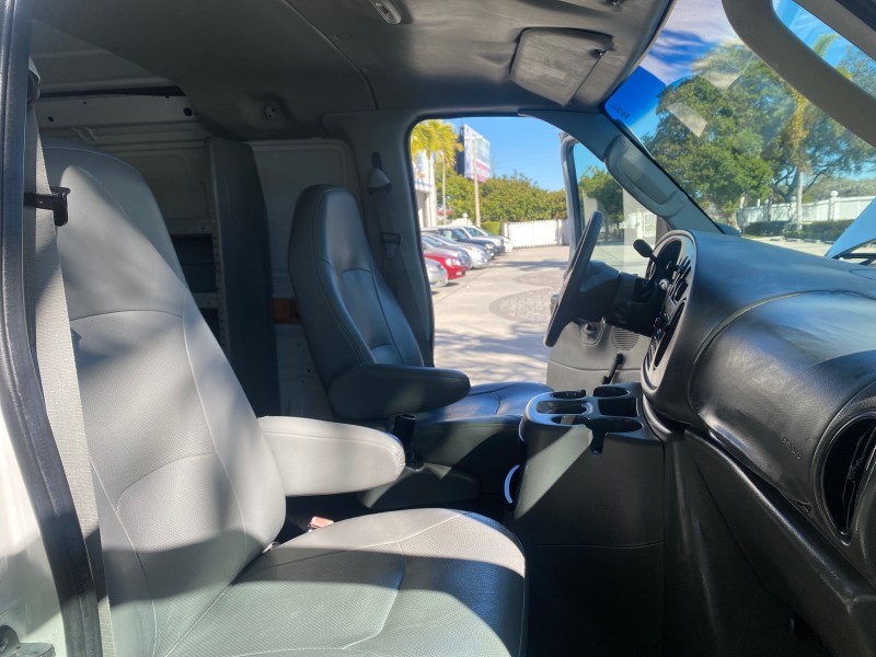 2003 Ford Econoline Cargo Van E 250 SUPER CARGO LOW MILES 67,419 in , 