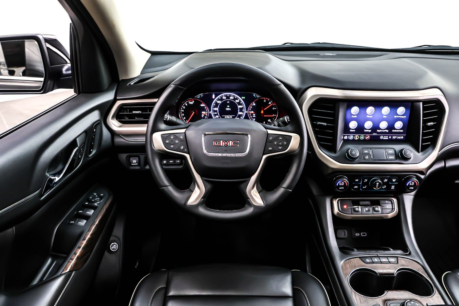 Used 2023 Ebony Twilight Metallic GMC AWD 4dr Denali image 5