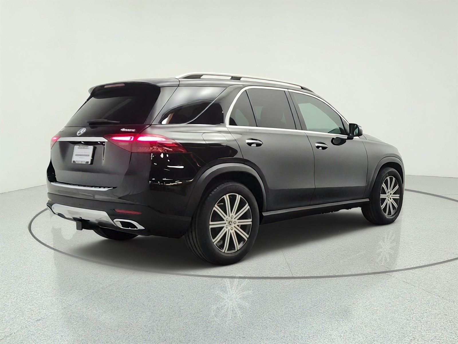 Certified Used 2024 Black Mercedes-Benz GLE 350 4MATIC® SUV image 5