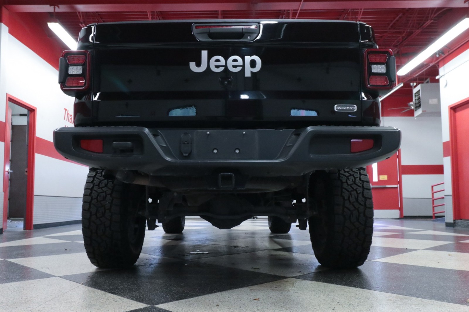 Used Car 2022 Jeep Gladiator  Overland For Sale Under $35,000 In Austin, Texas