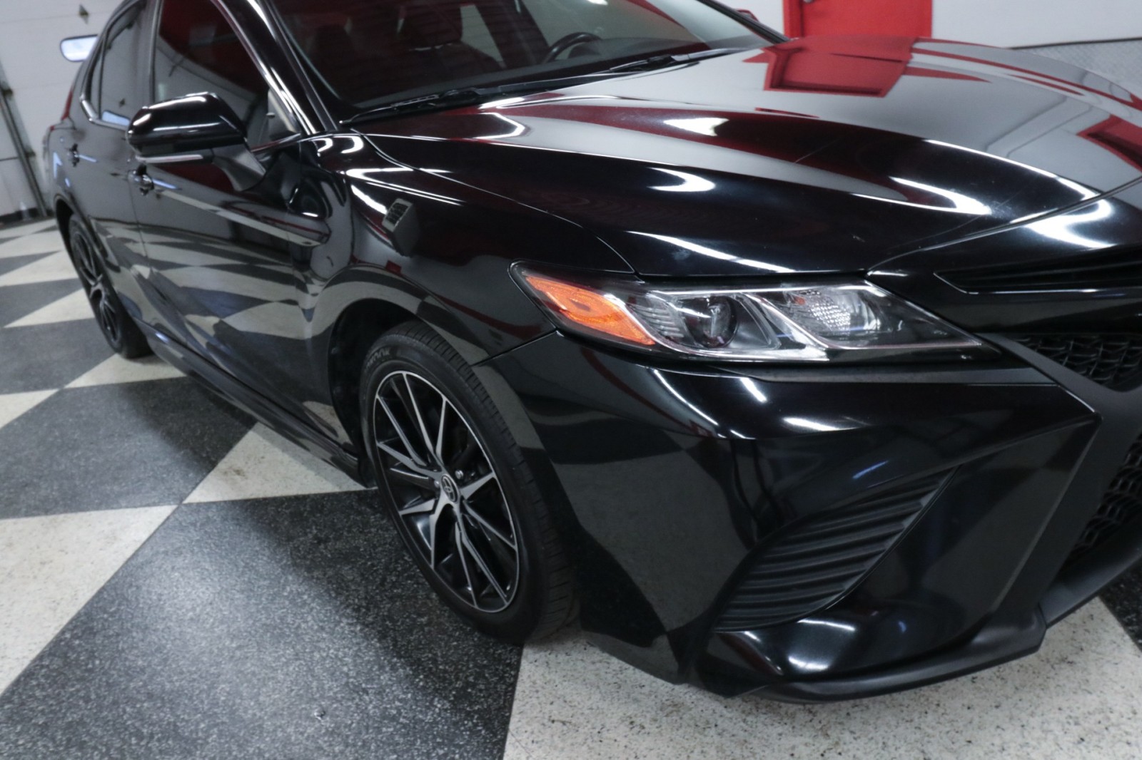 Used Car 2020 Toyota Camry  Se For Sale Under $25,000 In Austin, Texas