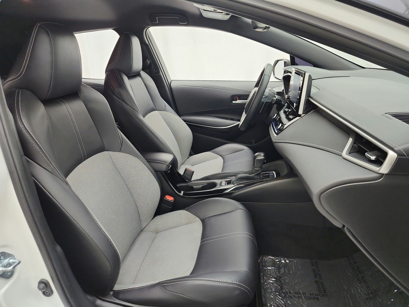 Used 2022 Midnight Black Metallic Toyota XSE CVT (Natl) image 18