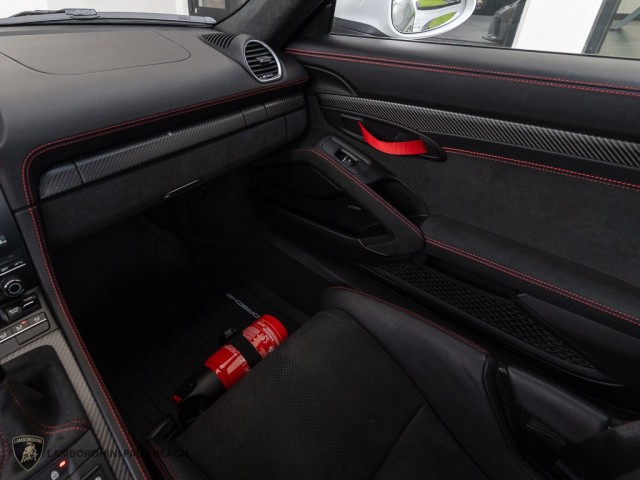 Porsche 718 Cayman
