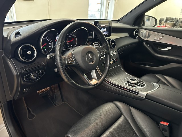 2019 Mercedes-Benz GLC GLC 300 45