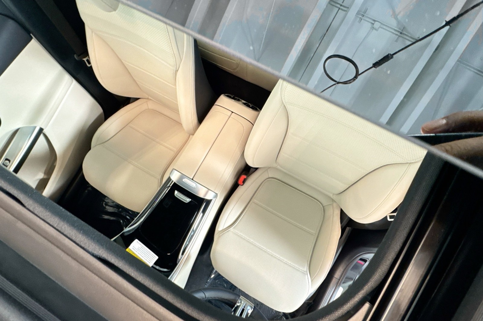New 2026 Black Mercedes-Benz GLC 300 SUV image 19