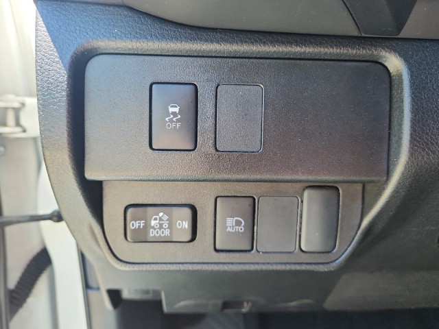 ToyotaTacoma 4WD23