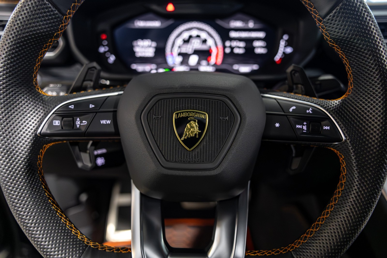 Used Car 2019 Lamborghini Urus  For Sale Under $200,000 In Boerne, Texas