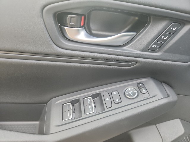 HondaAccord Hybrid13