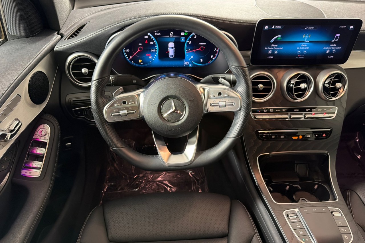 Used 2022 Black Mercedes-Benz GLC 300 image 13