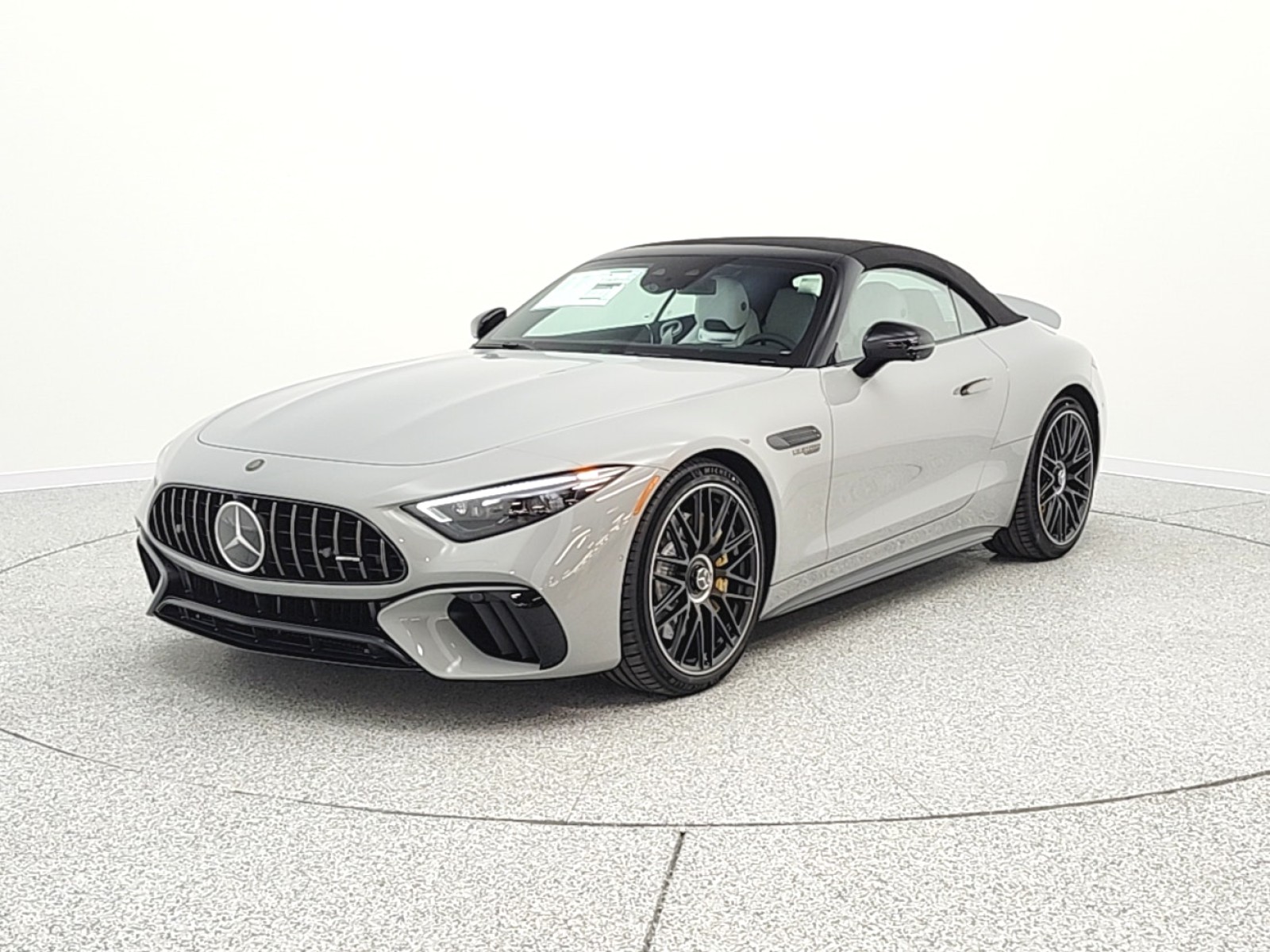 New 2026 MANUFAKTUR Alpine Grey Mercedes-Benz AMG® SL 63 image 17